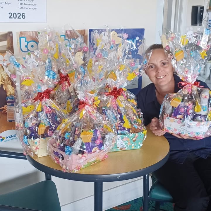 Featured image for “Easter Night at Club Bombala”